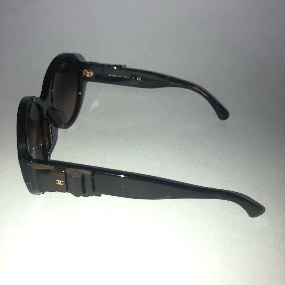 Chanel Ribbon Brown Tortoise Women’s Sunglasses - Picture 2 of 5